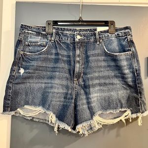 New American Eagle Cowgirl Shorts!!